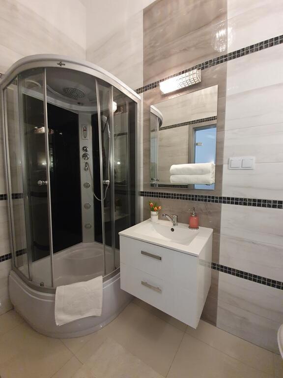 Dwie Sosny Apartamenty Przy Plazy - Sauna, Jacuzzi, Silownia, Bawialnia - 365Pam Ustronie Morskie Exterior foto